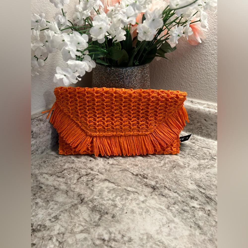 NWT SHEIN Straw Clutch